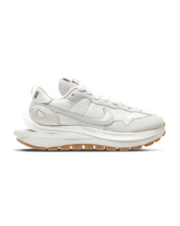 Nike - Nike Vaporwaffle sacai Sail Gum