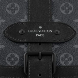 Louis Vuitton - Saumur Messenger Bag