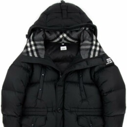 Burberry - Logo Detail Hooded Puffer Coat